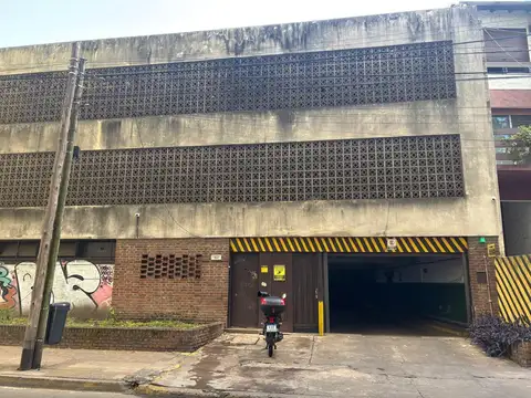 Cochera en venta en Vicente López