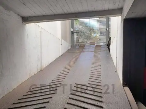 19 e/ 39 y 40 300, Piso 0