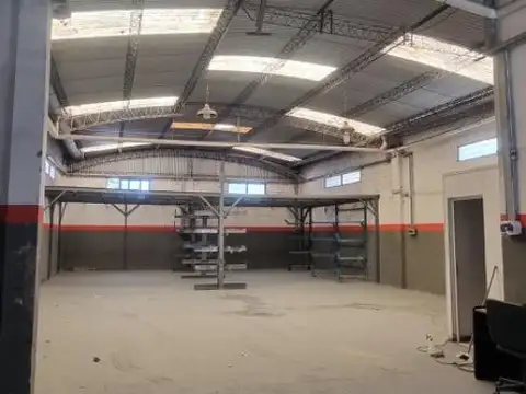 Galpon en Venta en Barrio Parque Leloir, USD 270.000