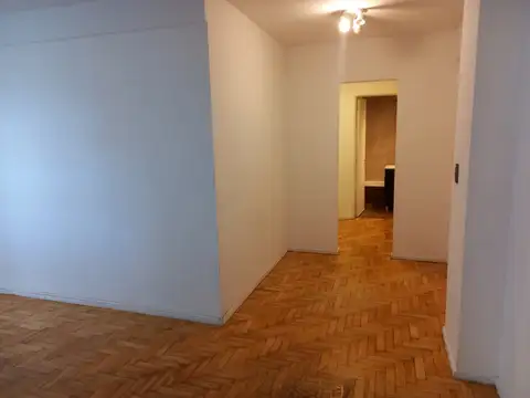 Avenida Caseros 3500, Piso 2