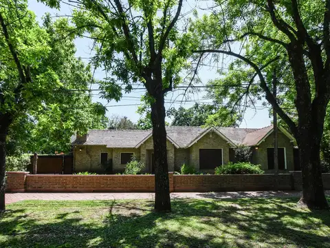 Brassey  7972  ( entre Tarragona y Sanchez de Loria Bis )