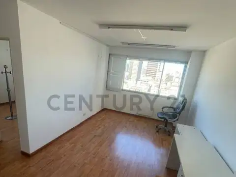 Oficina 2 ambientes con 1 baño