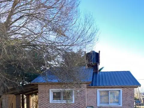 Casa 3 ambientes con 1 baño