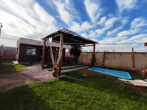 Alicia Moro de Justo 1000, Piso 0