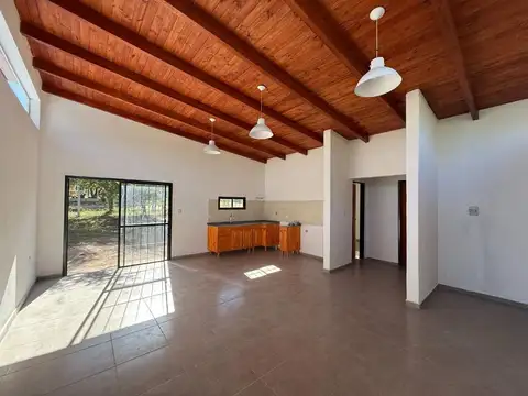 Casa 3 ambientes con 1 baño