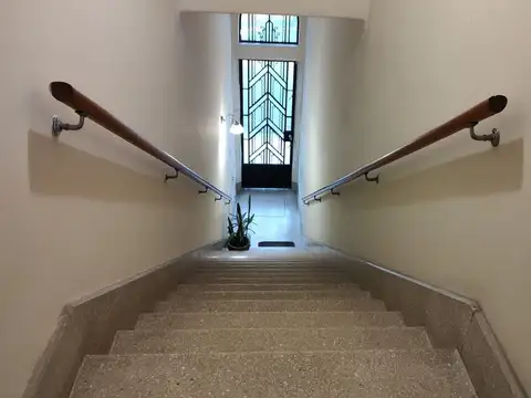 Depto Tipo Casa en Venta de 6 ambientes