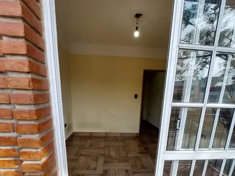Departamento en Alquiler en Villa Lynch, $ 350.000
