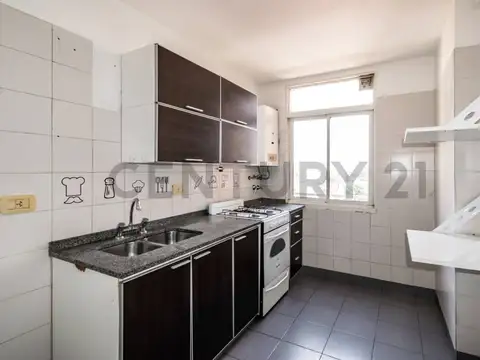 Departamento en Venta en Chacarita, USD 170.000