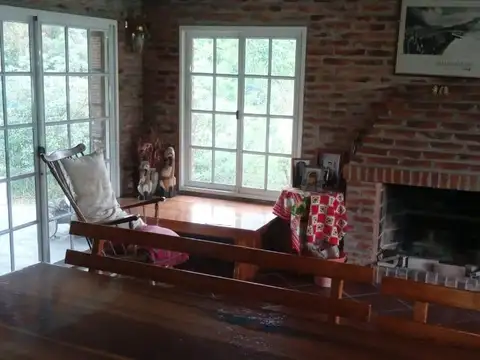 Quinta en Venta en Barrio El Cazador, USD 260.000