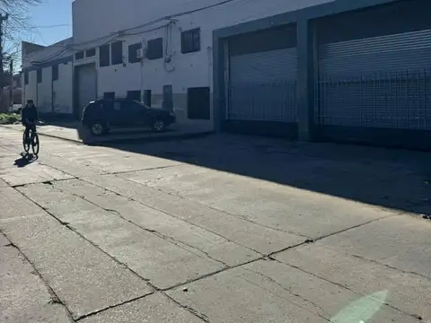 VENTA 2 GALPONES Y CASA IDEAL DEPOSITO