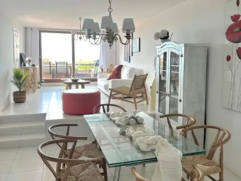 Departamento en alquiler Manantiales 4 amb.