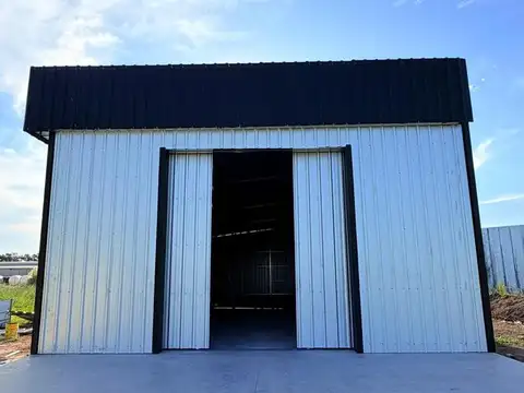 Galpon en Venta en Roldan, USD 125.000