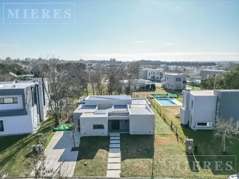 Casa en Venta en San Matias, USD 297.000