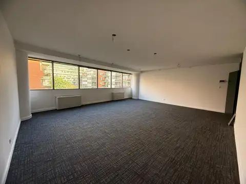 Oficina en Alquiler al Sur