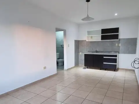 Departamento en Alquiler en Macrocentro, $ 440.000