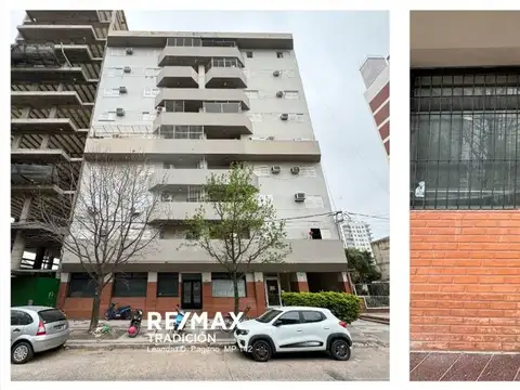 Oficina en Venta con 12 cocheras