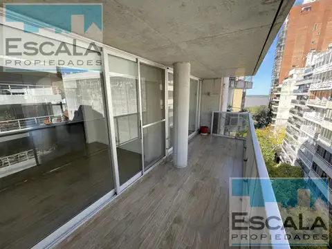 DEPARTAMENTO DE PISO EXCLUSIVO CON BALCON TERRAZA EN VENTA BARRIO MARTIN ROSARIO