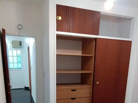 Depto Tipo Casa en Alquiler en Carapachay, $ 900.000