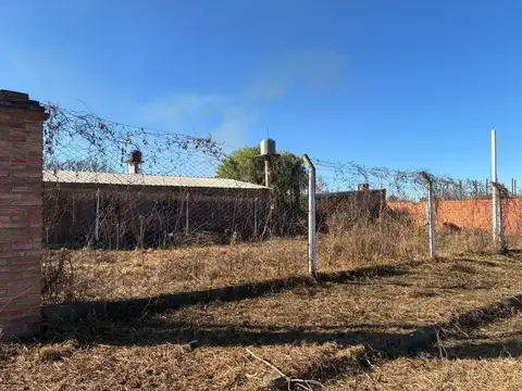 Zona Sur. B° Casa del Sol. Venus esquina Marte S/N