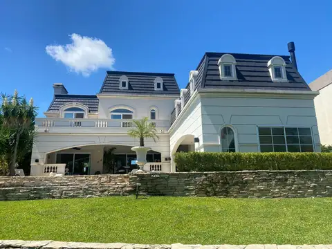 Casa en Venta en El Yacht 4 dormitorios, Nordelta 100