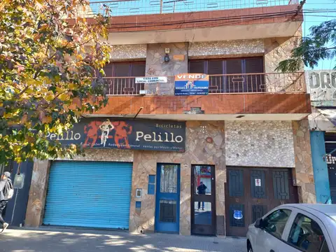 OPORTUNIDAD! CASA, SALÓN COMERCIAL Y DPTO. EN BARRIO SALADILLO