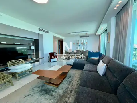 Departamento en Alquiler de 3 dormitorios