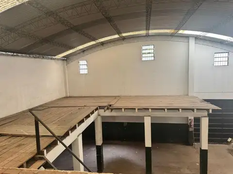 Galpon en Alquiler en Paso Del Rey, $ 950.000