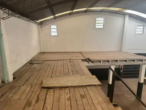 Galpon en Alquiler en Paso Del Rey, $ 950.000