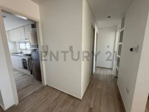 SEMIPISO EN VENTA AV.51 ENTRE 22 Y 23