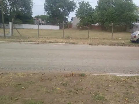 Calle 4 mar del tuyu 6100