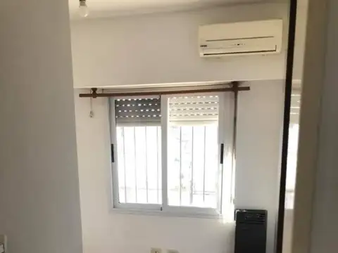 EXCELENTE DEPARTAMENTO DE 3 AMBIENTES EN VENTA - CASTELAR NORTE