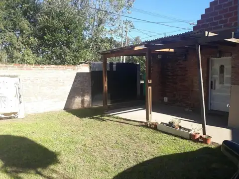 Casa en venta - 1 Dormitorio 1 Baño - Cochera - 213Mts2 - Pilar