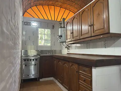 Casa 4 ambientes con 3 baños