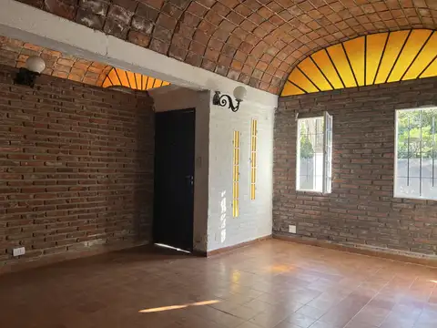 Casa en Alquiler de 3 dormitorios