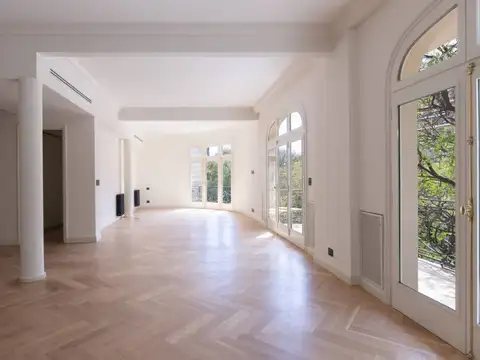 Av. del Libertador y Salguero