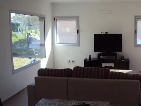 Casa en Venta en Guillermo E Hudson, USD 365.000