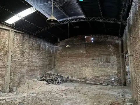 Galpon en Venta en Yofre Norte, USD 150.000