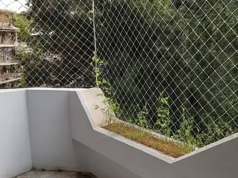 LOFT URBANO CON BALCON EN FLORIDA A UNA CUADRA DE AV. MAIPU