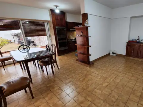 Casa 4 ambientes con 4 baños