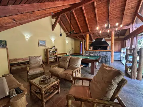 Hotel en Venta en Villa La Angostura, USD 1.950.000