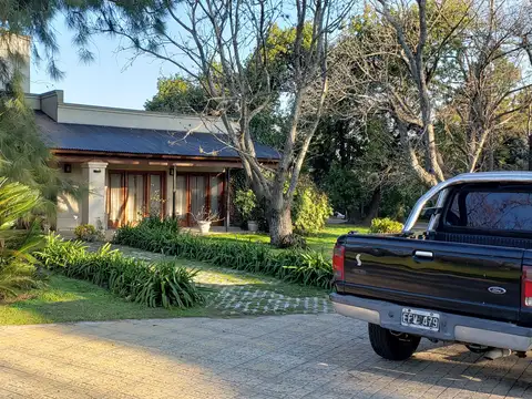 Casa en Venta en Lujan, USD 270.000