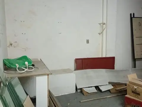 Local en Venta 25 años