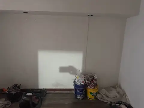 1 dormitorio + Comodin/escritorio