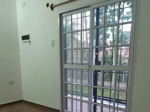 Depto Tipo Casa en Alquiler 10 años