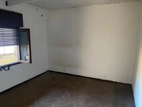 Depto Tipo Casa en Alquiler 50 años