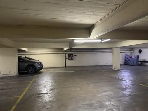 Cochera en Venta Fija