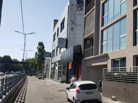 Av.  Centenario 2551