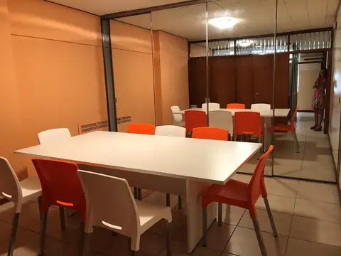 Oficina en Venta en Recoleta OPORTUNIDAD