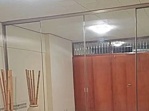 Oficina en Venta 50 años