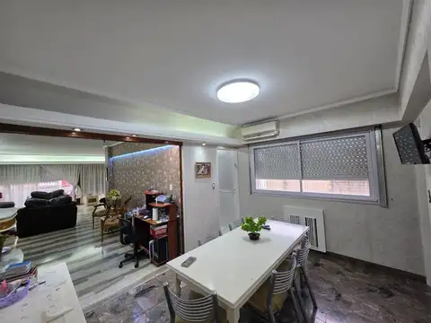 Departamento 4 ambientes con 2 baños